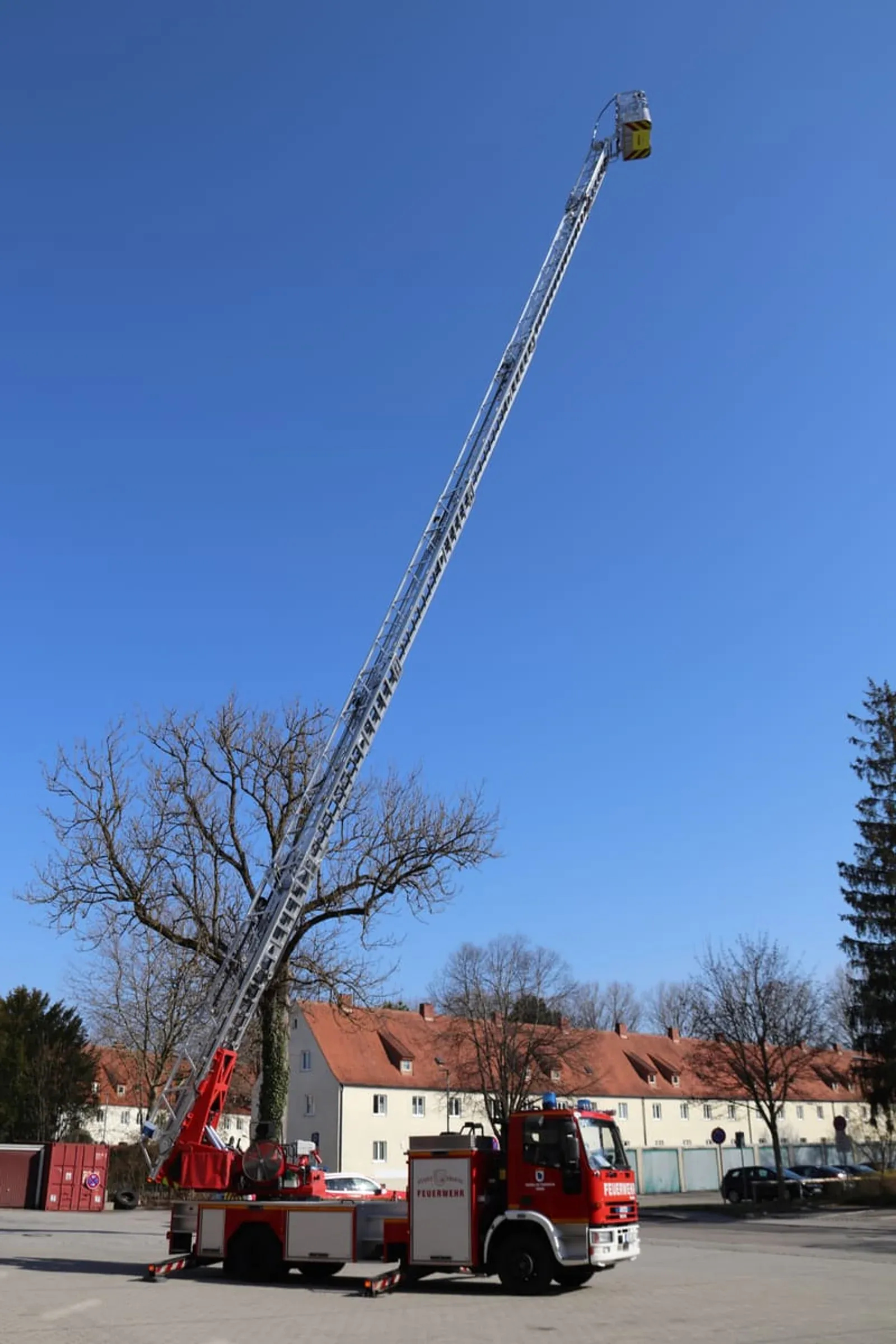 Drehleiter DLA(K) 23/12 – Foto 2