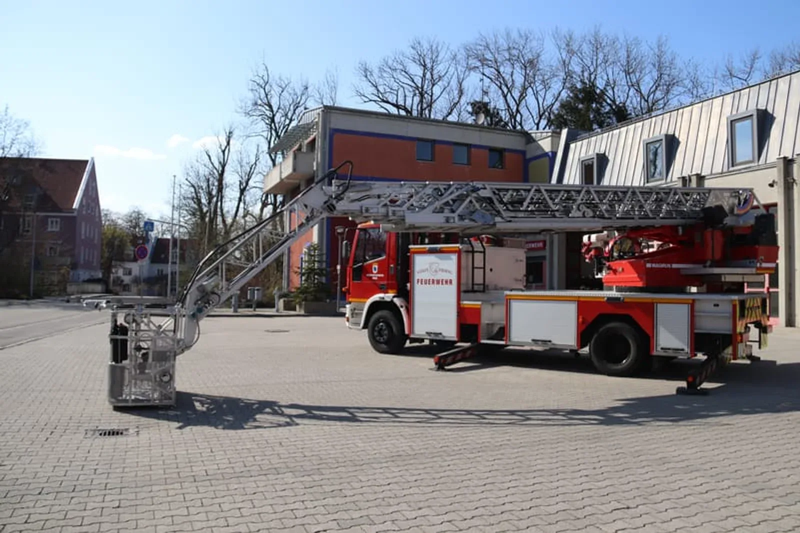 Drehleiter DLA(K) 23/12 – Foto 5