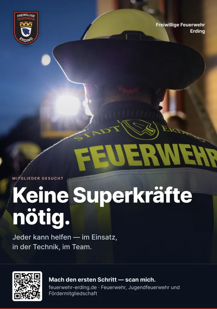 Kampagnenplakat: Feuerwehrmann in Einsatzkleidung von hinten, Schriftzug „Keine Superkräfte nötig.“