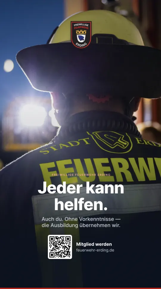 Instagram-Story-Motiv: Feuerwehrmann von hinten, Schriftzug „Jeder kann helfen.“